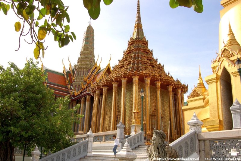 4x4Reisen Expedition, Expeditionstourismus, Tropischer Regenwald und endlose Straende eine Jeep Safari in den Sueden und Westen Thailands Autorundreisen Suedostasien , 4x4 Offroad Adventure Geländewagenreisen und Geländewagentouren in Südostasien, Abenteuer in Asien, Thailand, Laos, Kambodscha für Selbstfaher von Berlin nach Bangkok 1756696636  Mekong Issan Isan Isaan Reisen Jeep Safari Erwan Reisen Luxus Reisen Privat Reisen 4x4 Reisen Four Wheel Travel  Uwe Richter